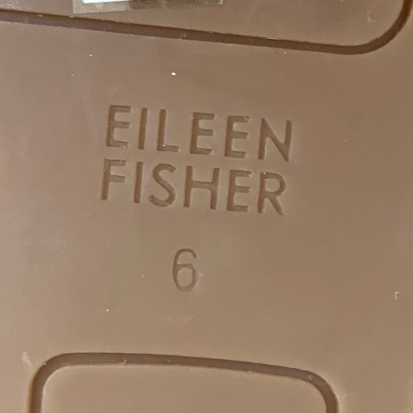 Lace-Up Espadrille Sandal 
Eileen Fisher Size 6 - Picture 9 of 9